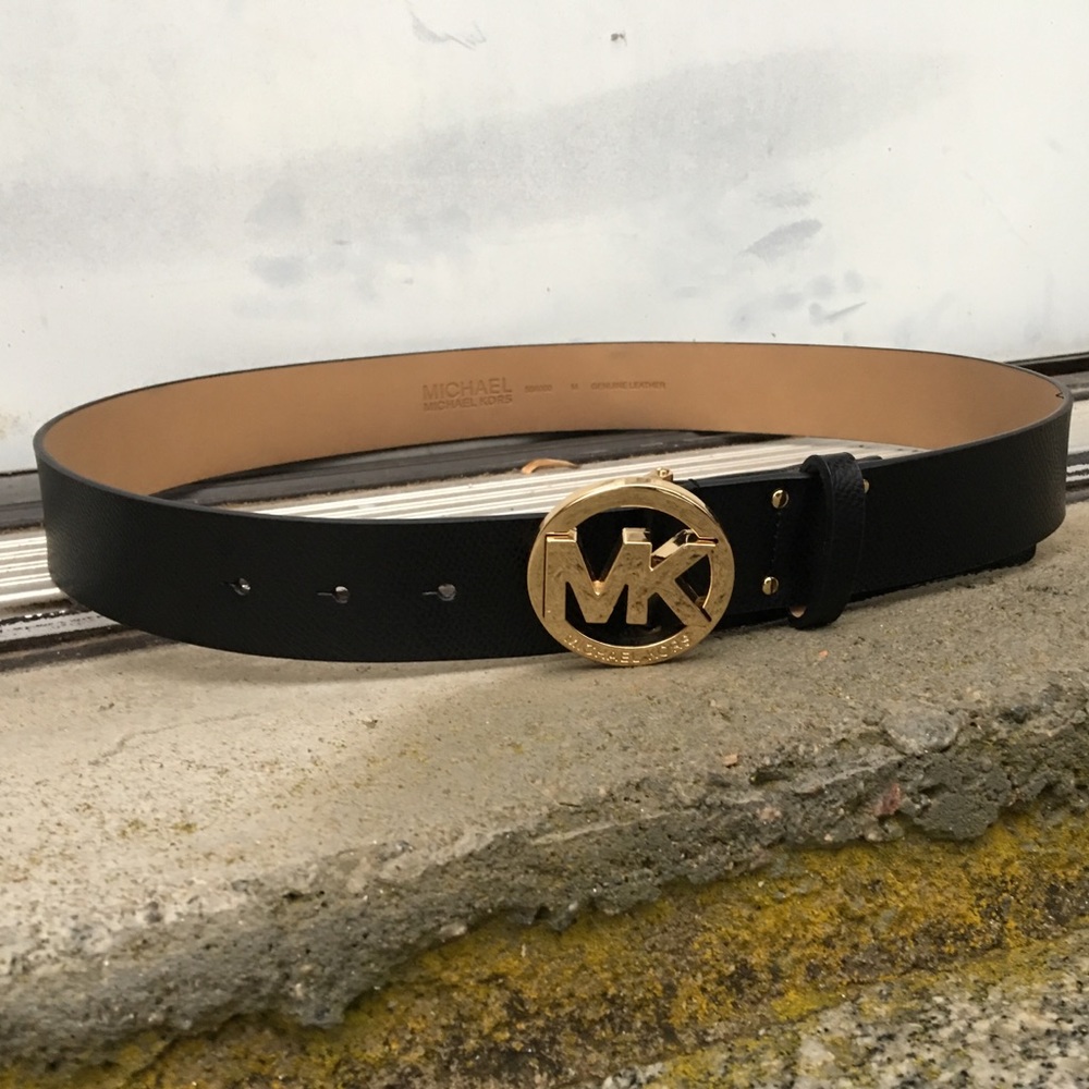 Michael Kors black belt